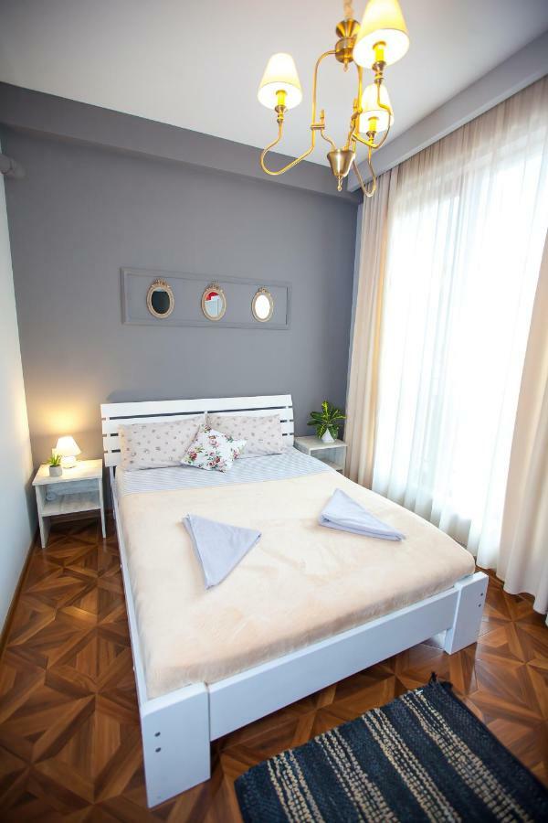 Tbilisi Loa Apartment מראה חיצוני תמונה