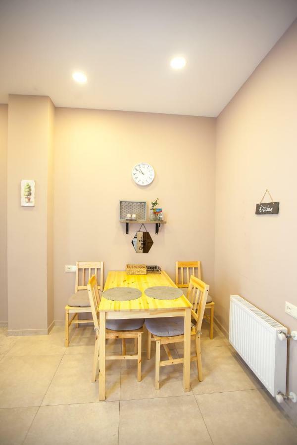 Tbilisi Loa Apartment מראה חיצוני תמונה